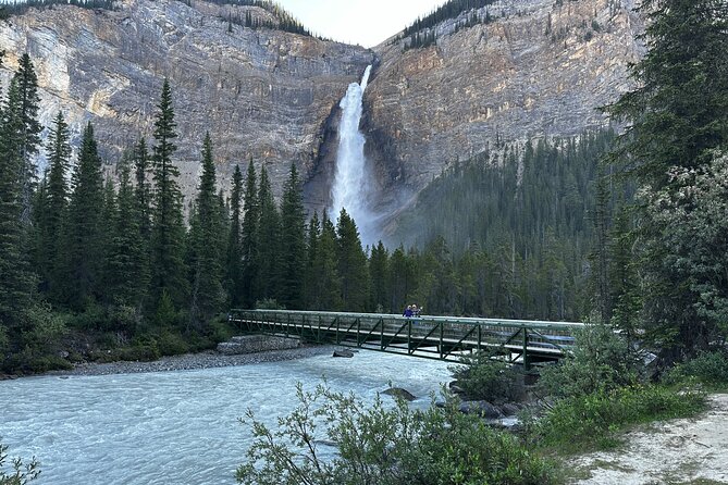Moraine and Lake Louise with Yoho National Park Private Tour - Why This Private Day Starts at 7:00 am