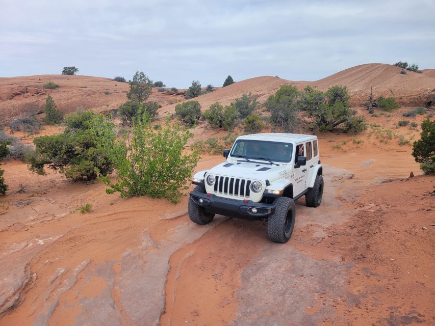 Morning Arches National Park 4x4 Tour - Practical meeting point notes so you start calmly