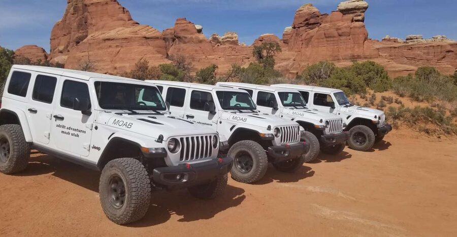 Morning Arches National Park 4x4 Tour - Your Jeep ride: enclosed, A/C, and built for rougher tracks