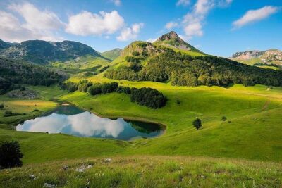 Mystical Sutjeska National Park - Mostar Pickup and a Clear 8-Hour Shape to Your Day