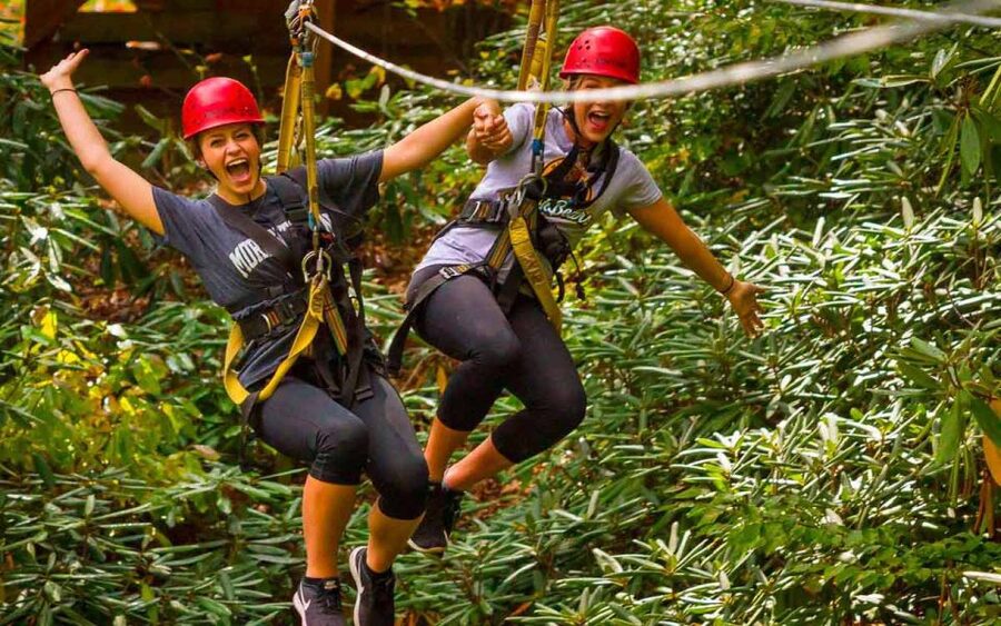 Oak Hill: Zipline Tour in New River Gorge National Park - ACE Adventure Resort and your guides: safety with a light touch