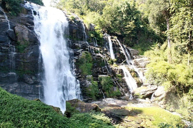 One day Doi Inthanon National Park & Trekking on Kew Mae Pan - Thailand’s highest mountain: where the day really starts