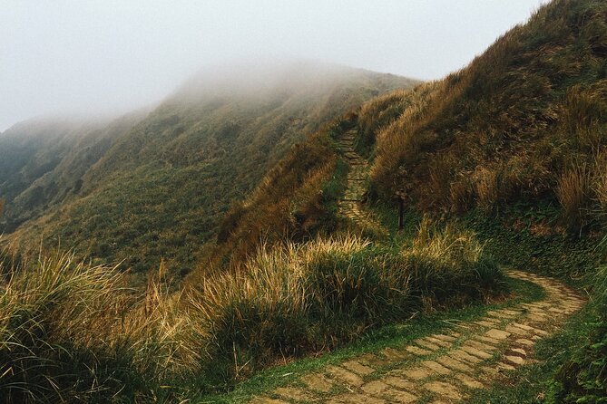 One Day Hike around Taipei's Yangmingshan National Park - Yangmingshan’s Trail Country: More Than One Big Climb