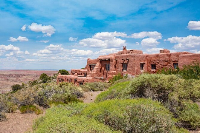 Petrified Forest National Park Self-Guided Driving Audio Tour - Getting to the start: Painted Desert Visitor Center versus the Holbrook pin