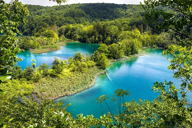 Plitvice Lakes National Park Guided Day Tour from Split - Split to Plitvice: the long ride that buys you a smoother day