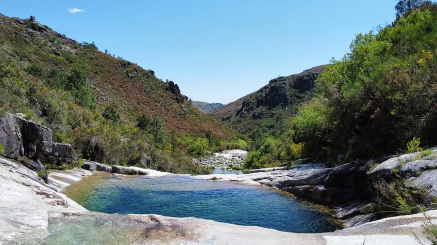 Porto: swimming, hiking, picnic in Gerês National Park - Entering Peneda-Gerês: a guided hike with real structure