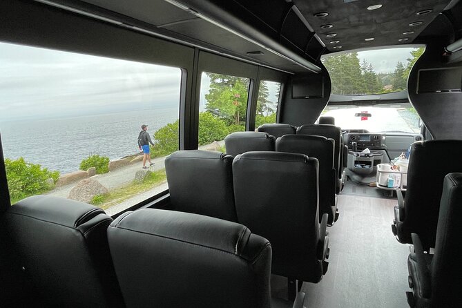 Premium Narrated Bus Tour of Bar Harbor and Acadia National Park (3.5 Hours) - Thunder Hole Along Ocean Drive: See the Ocean Roar Without the Risk