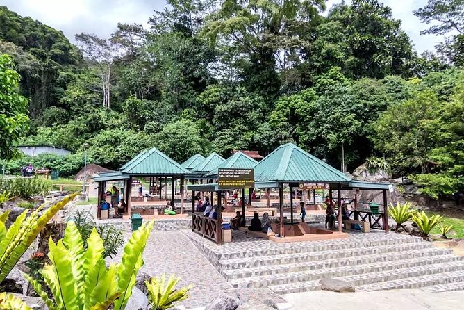 Private Desa Dairy Farm, Kinabalu National Park, Hot Spring & Canopy Walk Tour - Bombon Kg. Marakau Fish Spa: Sabah River Life, Hands-On