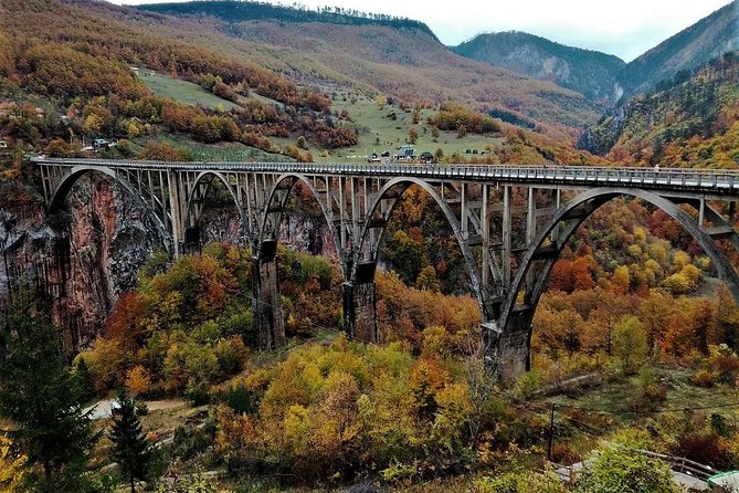 Private Durmitor National Park and Black Lake Tour - Stop 2: Driving through Durmitor National Park for big views without rushing
