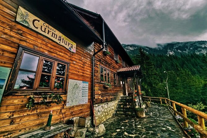 Private Full-Day Hiking Tour in Piatra Craiului National Park - Piatra Craiului National Park: white limestone and a day built around views