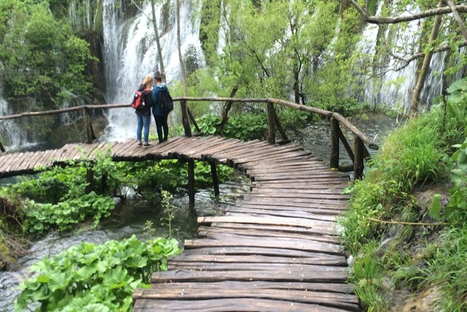 Private Guided Day Tour of Plitvice National Park from Zagreb - A private Plitvice day trip from Zagreb: how it saves your energy