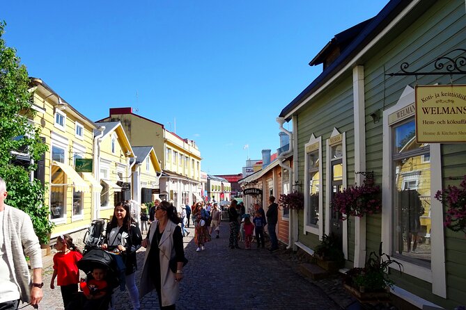 Private National Park and Porvoo Old Town tour from Helsinki - Price and value: what you’re really paying for