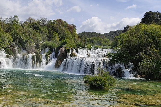 Private Roundtrip Transfer from Zadar to Krka National Park - Key things to know before you go
