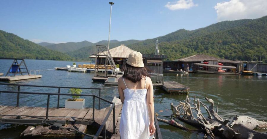 Private Sticky Waterfall & Floating Srilanna National Park - Key things to know before you go