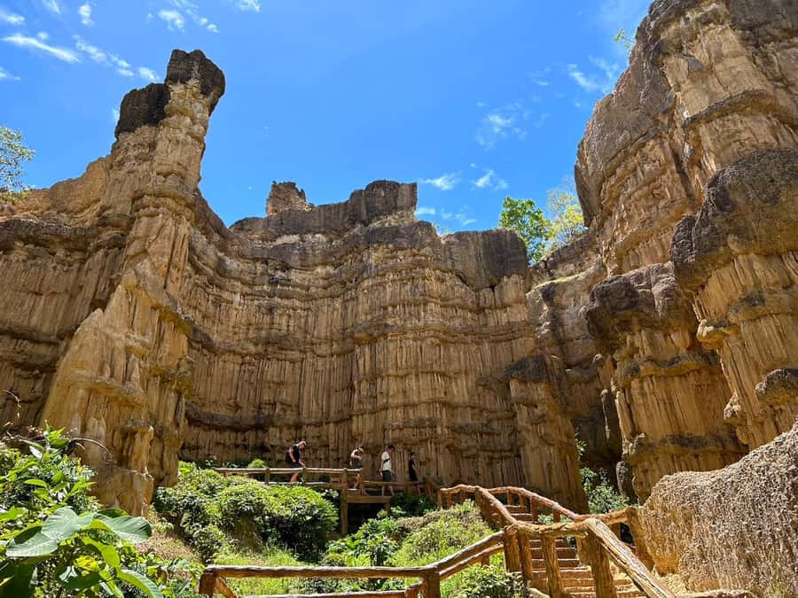 Private Tour Pha Chor Canyon & Doi Inthanon National Park - Pha Chor Canyon: erosion-made scenery in Mae Wang National Park