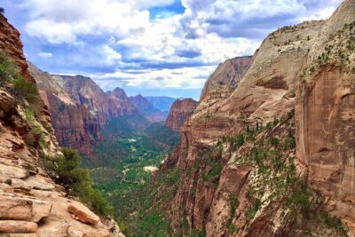 Private Tour: Zion National Park Day Tour from Las Vegas - Stop on the Virgin River Gorge drive: views before the park