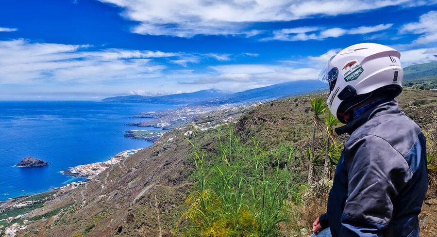Puerto de la Cruz Motorbike tour through Teide National Park - The café break: small pause, good payoff