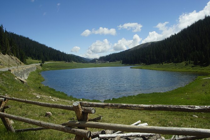 Rocky Mountain National Park Self-Guided Audio Tour - Overlooks and tundra trails: from curves to lava cliffs