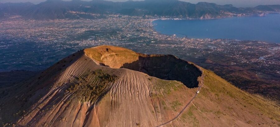 Round-Trip to Vesuvius National Park From Ercolano - The Walk to the Crater: Plan for Real Steps