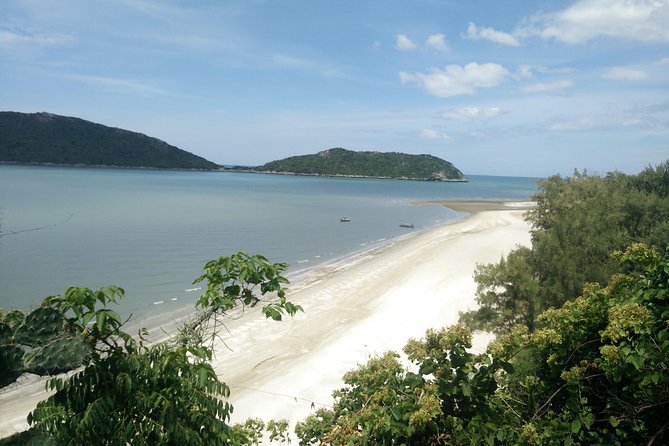 Sam Roi Yod National Park & Praya Nakhon Cave Private Tour from Hua Hin - Khao Sam Roi Yot National Park after the cave: boat back, lunch, then a local stop