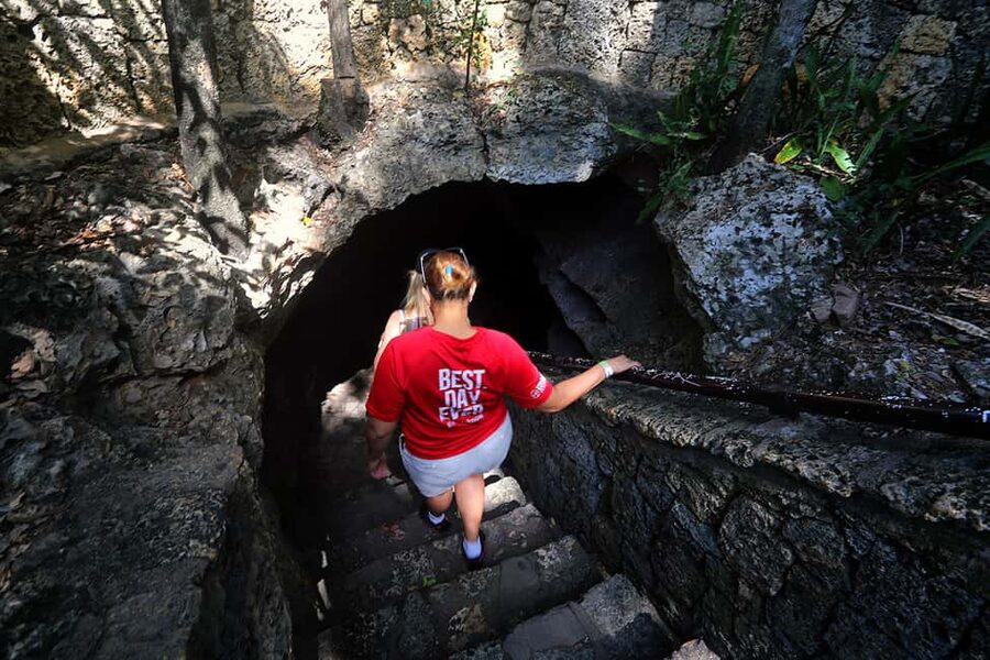 Santo Domingo: Three Eyes National Park Guided Tour - Meeting Point, Pickup, and What You’ll Need to Spot