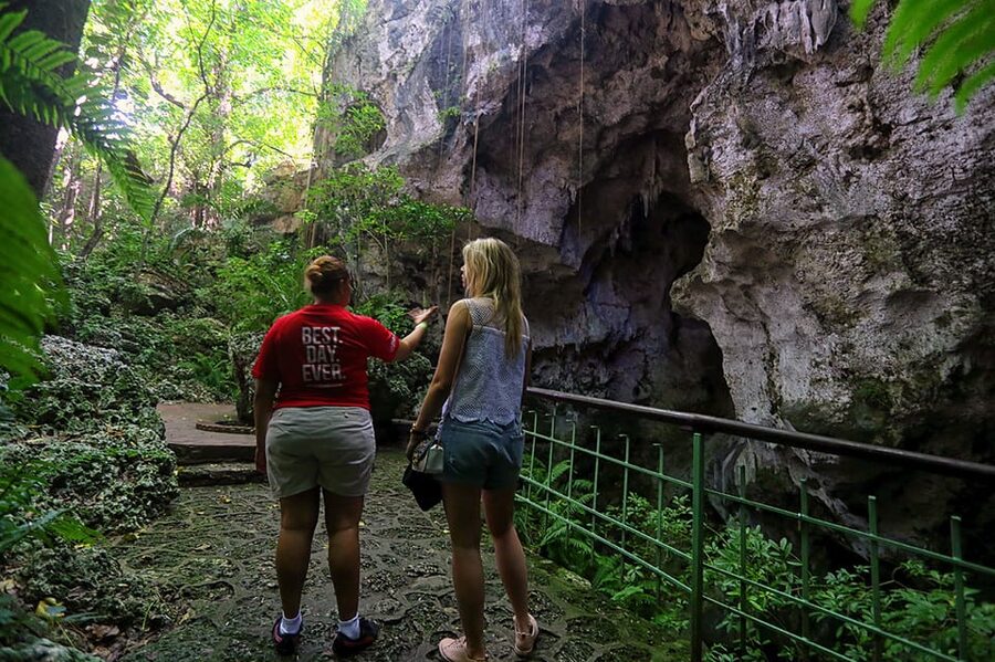 Santo Domingo: Three Eyes National Park Guided Tour - Rafting Transfer: Reaching the Most Memorable Cenote