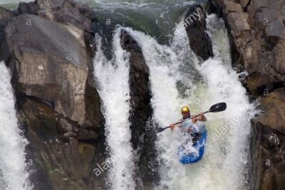 Self-guided Waterfall Hiking Tour through Great Falls National Park - Getting Ready: App Download, GPS Location, and Headphones