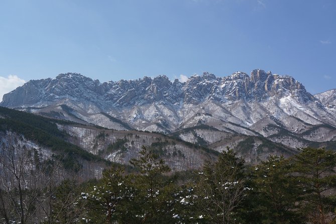 Seoraksan National Park Ulsanbawi Hiking from Seoul - Private pickup from Seoul: how the 11-hour day is paced