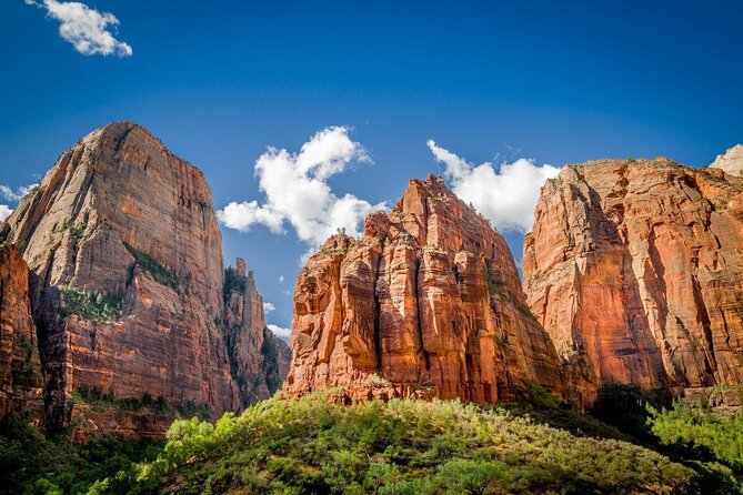Shuttle between Las Vegas, Bryce Canyon, Zion National Park and St George - Key Points Before You Ride