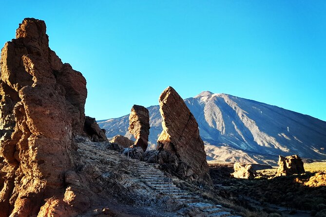 Small-Group Half-Day Tour of Teide National Park with Pickup - Sámara crater area, El Pico Viejo, and Roques de García