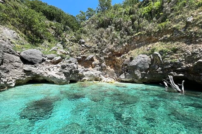 Speed Boat Tour to National Park and Grama Bay - Dafina Bay and Nearby Cave Water Time