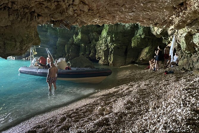 Speed Boat Tour to National Park and Grama Bay - Plazhi i Llovizit Again and Then Toward Grama Bay