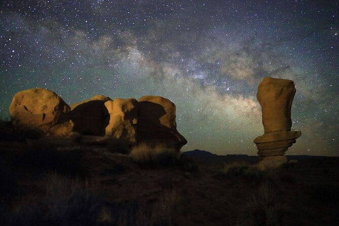 Stargazing and Milky Way Portrait in Capitol Reef National Park - Who should book this Capitol Reef stargazing night?
