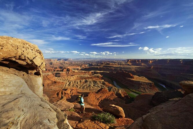 Sunrise photography in Dead Horse Point and Canyonlands National Park - Dead Horse Point State Park: where you learn to frame the big views