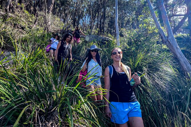 Sydney: Ku-ring-gai Chase National Park with Hike, Swim, Picnic - Learning on the land: practical nature notes, Aboriginal carvings, and what to look for