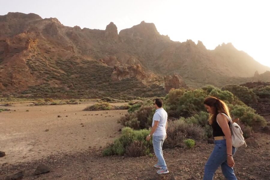 Tenerife: Sunset Teide National Park & Photos - The small trail to the sunset point: it’s not hard, just real