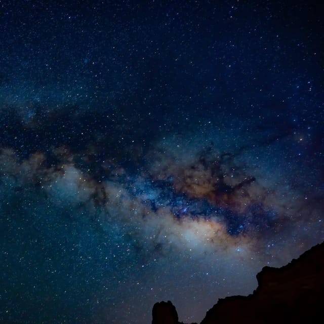 Tenerife: Teide National Park Sunset & Stargazing Tour - Telescopes and laser pointers: the easiest way to find the sky