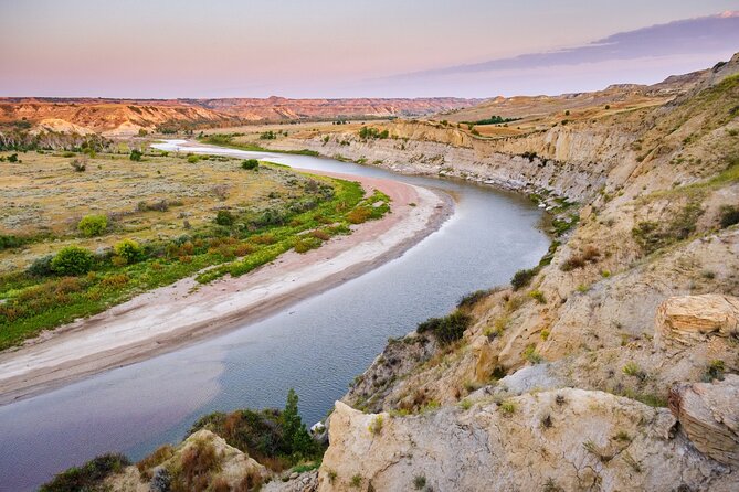Theodore Roosevelt National Park Self-Guided Driving Audio Tour - Stop 1: Little Mo Nature Trail to River Bend Overlook