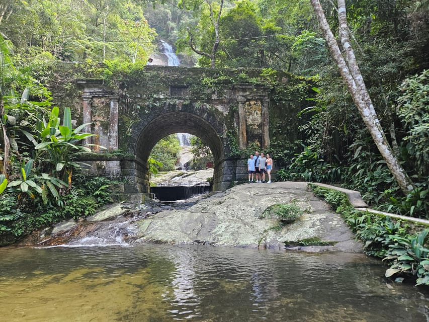 Tijuca National Park and all its wonders! - Gruta dos Murcegos: the cave moment