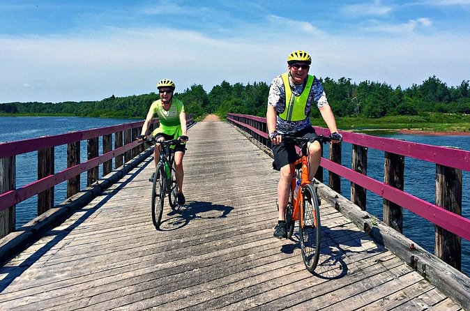 Tour from Morell to St. Peter’s Bay to Greenwich National Park - The guide and group experience: why Frank’s style matters