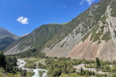 Tour of the Beautiful Ala Archa National Park - Getting to the park: the value of pickup and a driver who keeps things simple