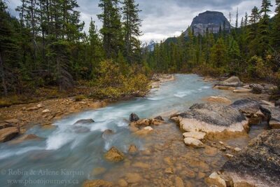 Tour of Yoho National Park See Canada's Second Highest Waterfall - Emerald Lake: The Easy Stroll With Real Color and Real Time (About 1.5 Hours)