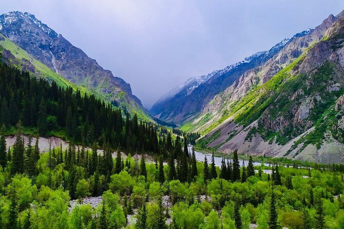 Tour to the Ala Archa National Park - Choosing your effort: waterfall routes and Broken Heart Rock