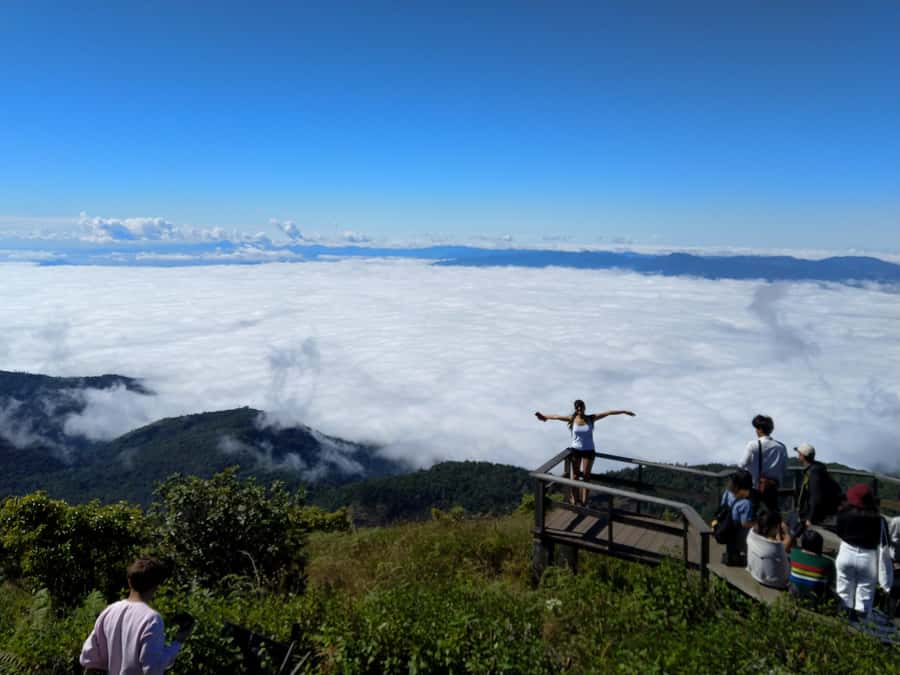 Two days Doi Inthanon national park - The Twin Pagodas and a Lunch Finish Around 3 PM