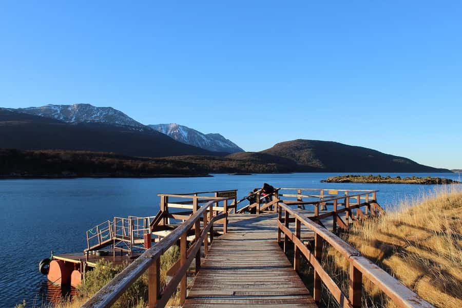 Ushuaia: Tierra del Fuego National Park - Lake Acigami: glacial stillness, birdwatching, and practical photo tips