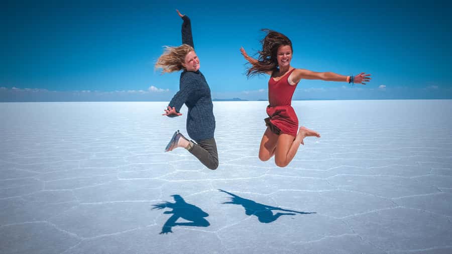 Uyuni: Guided 3-Day Tour Salt Flats & Avaroa National Park - Getting to the Start: Uyuni Pickup Timing and 4WD Reality