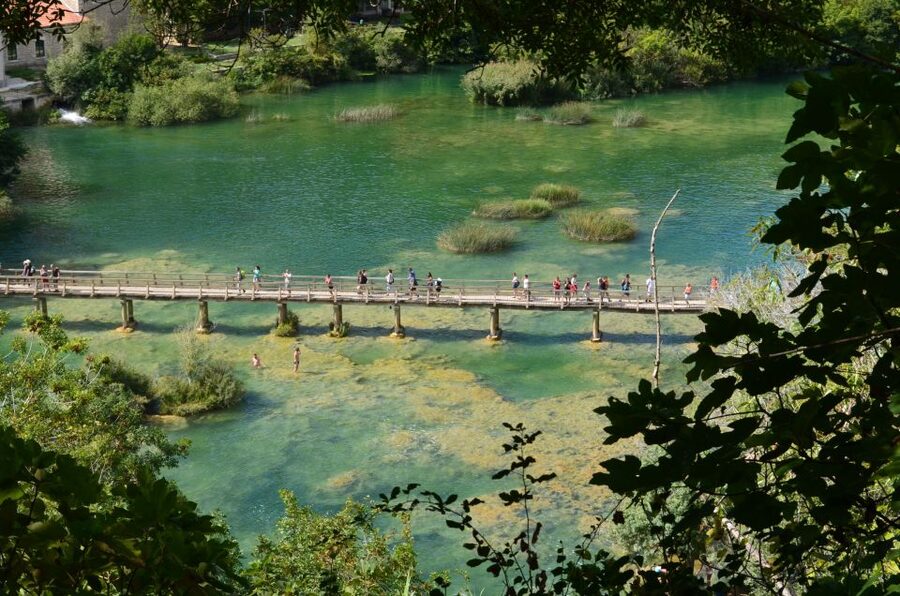 Vodice: Krka Waterfalls National Park Boat Tour - Mussels on board: the meal that turns transit into a highlight