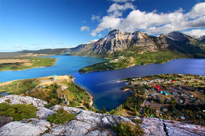 Waterton Lakes National Park Scenic Day Tour from Calgary - Waterton Townsite Lunch Time and the Prince of Wales Area