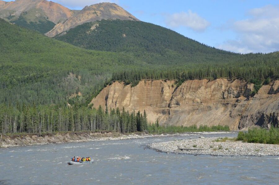 Wilderness: Denali National Park Class I-II Rafting Tour - Quick hits before you hit the rapids
