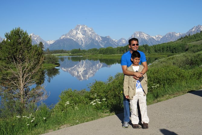 Yellowstone National Park - Full-Day Lower Loop Tour from Jackson - Breakfast and Lunch: Real Help on a Long Day